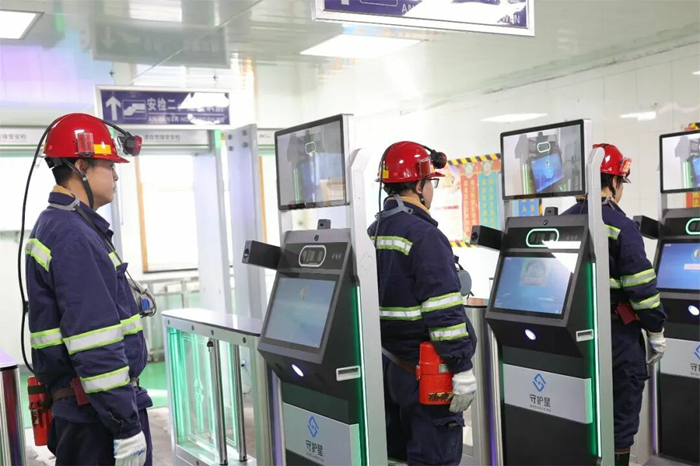 1759931256198847.jpeg 33_¸±±¾.jpg